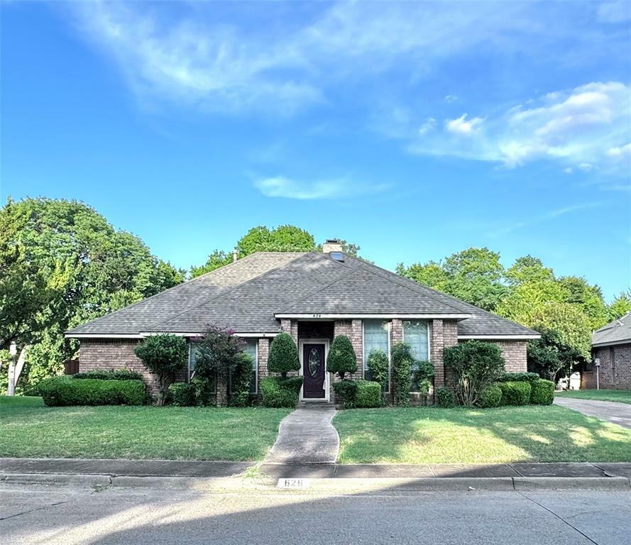 Property Photo:  626 Renee Lane  TX 75115 