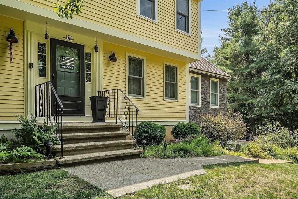 Property Photo:  178 Warren Rd  MA 01469 