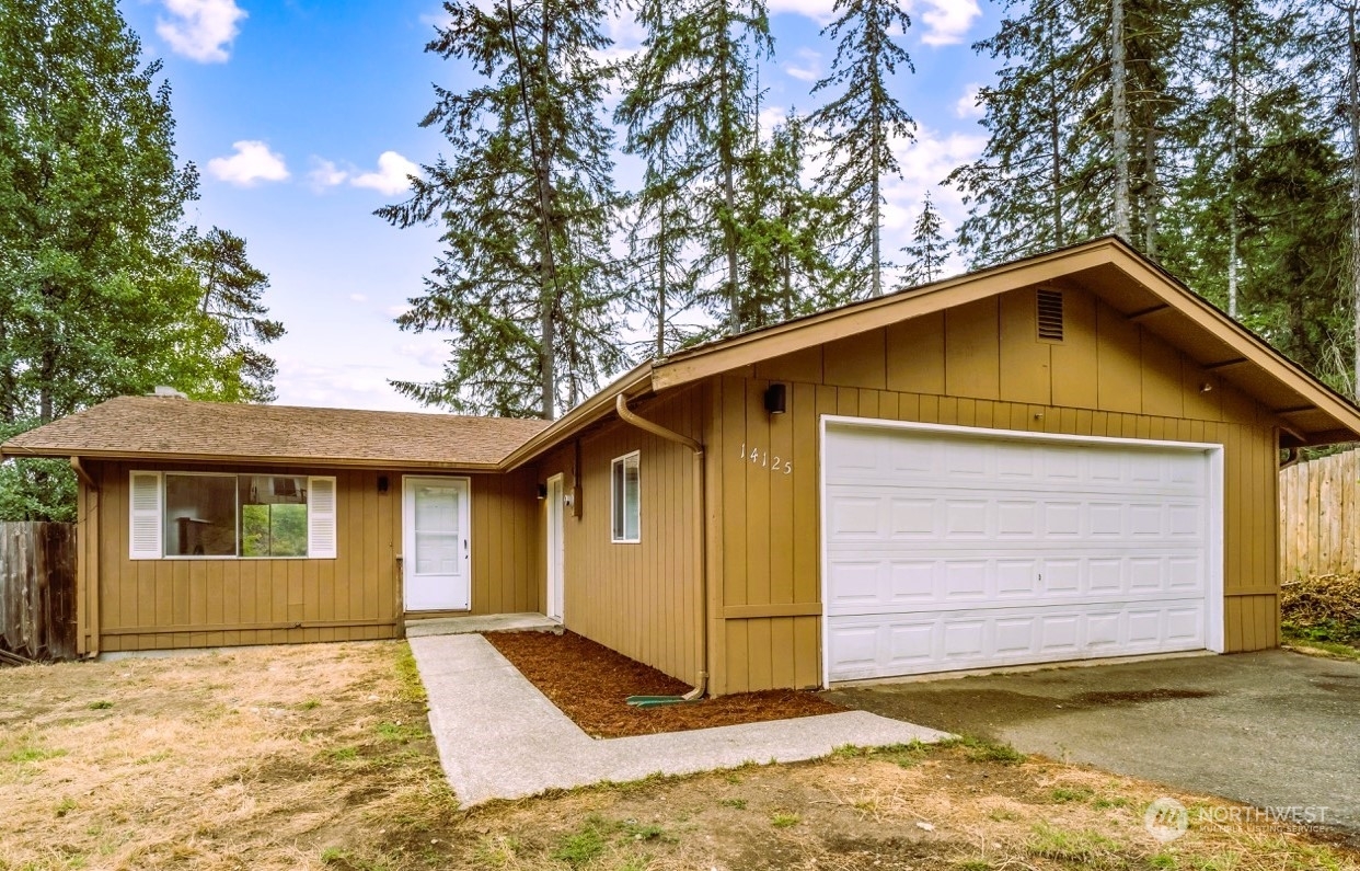 Property Photo:  14125 Lakeview Way NW  WA 98329 