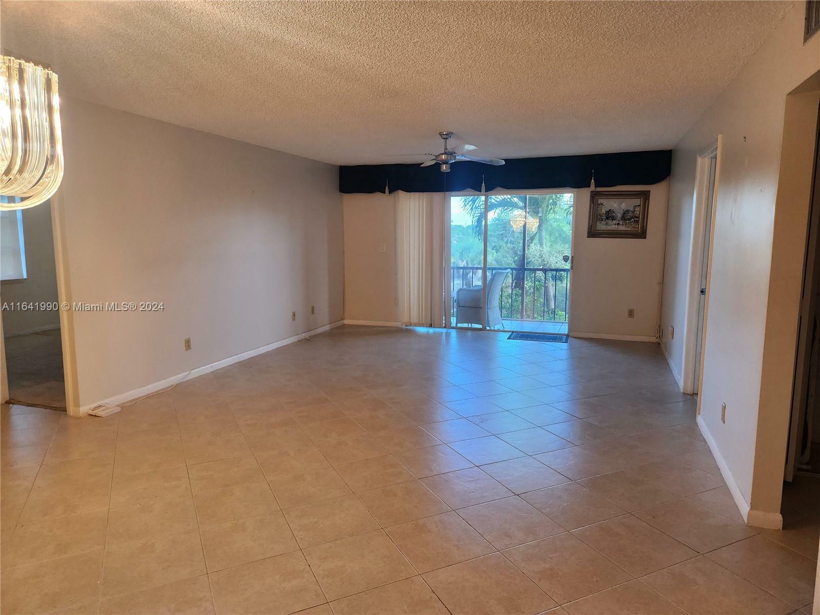 Property Photo:  8240 SW 24th St 5214  FL 33068 