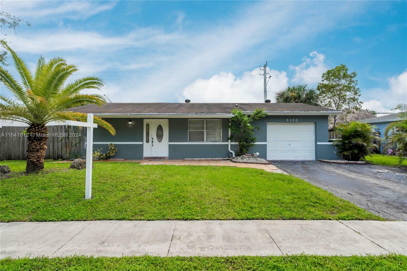 Property Photo:  5120 SW 101st Ave  FL 33328 