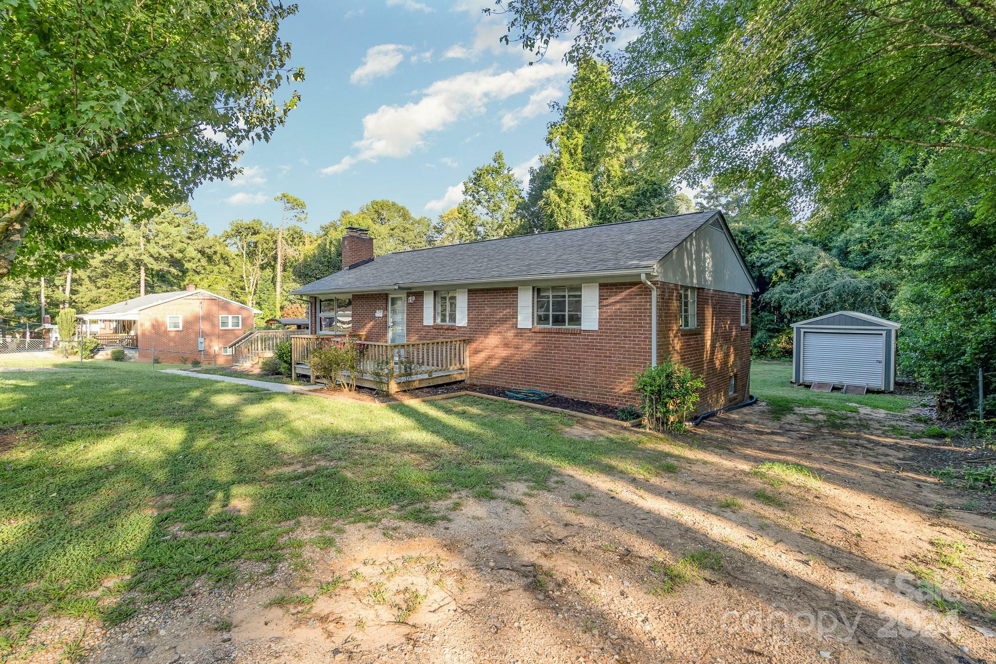 Property Photo:  718 Demingwood Street  NC 28170 