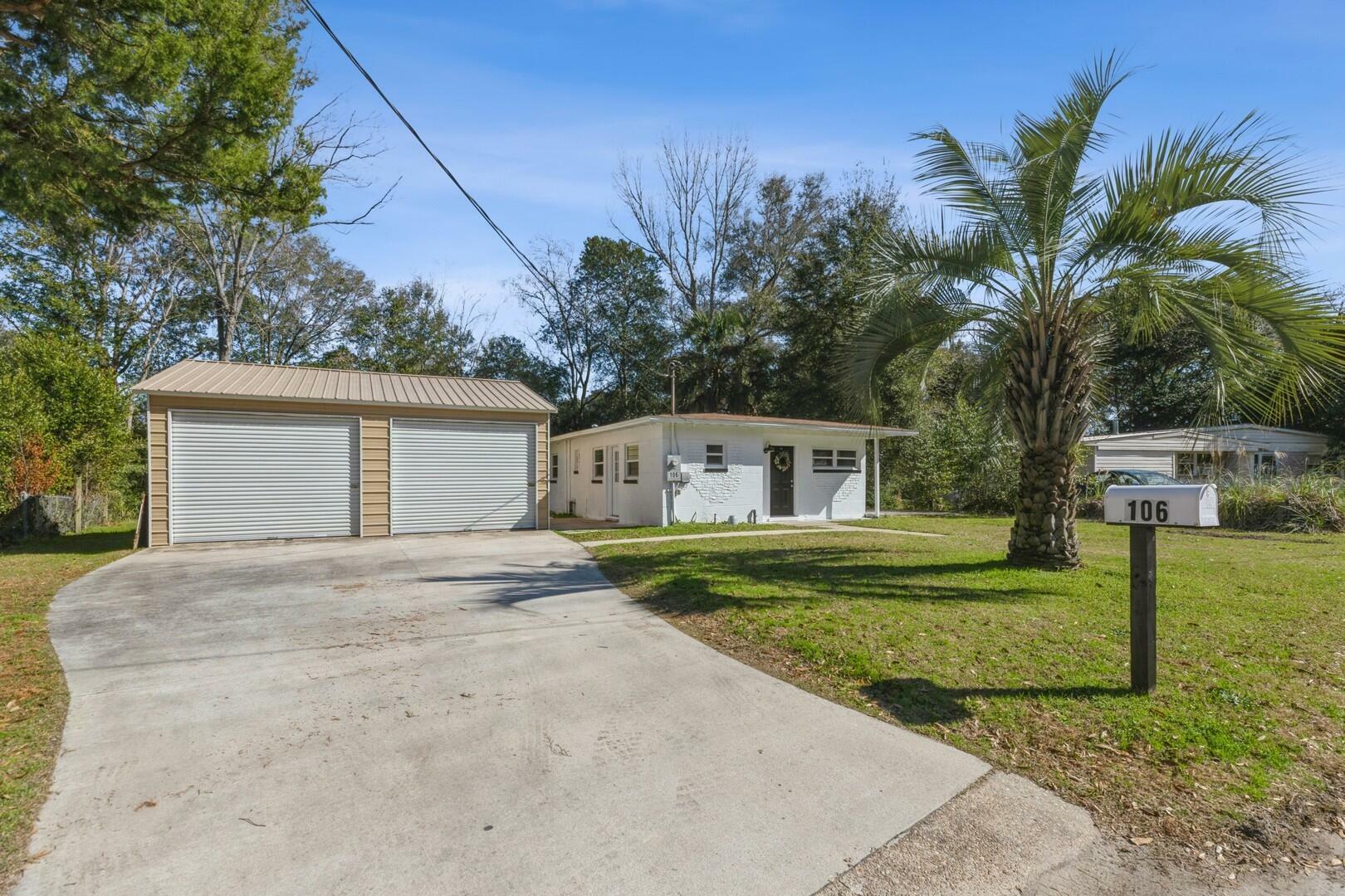 Property Photo: 106 Tyner Drive FL 32539