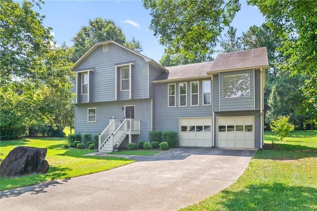 Property Photo: 2643 Green Meadow Lane NE GA 30066