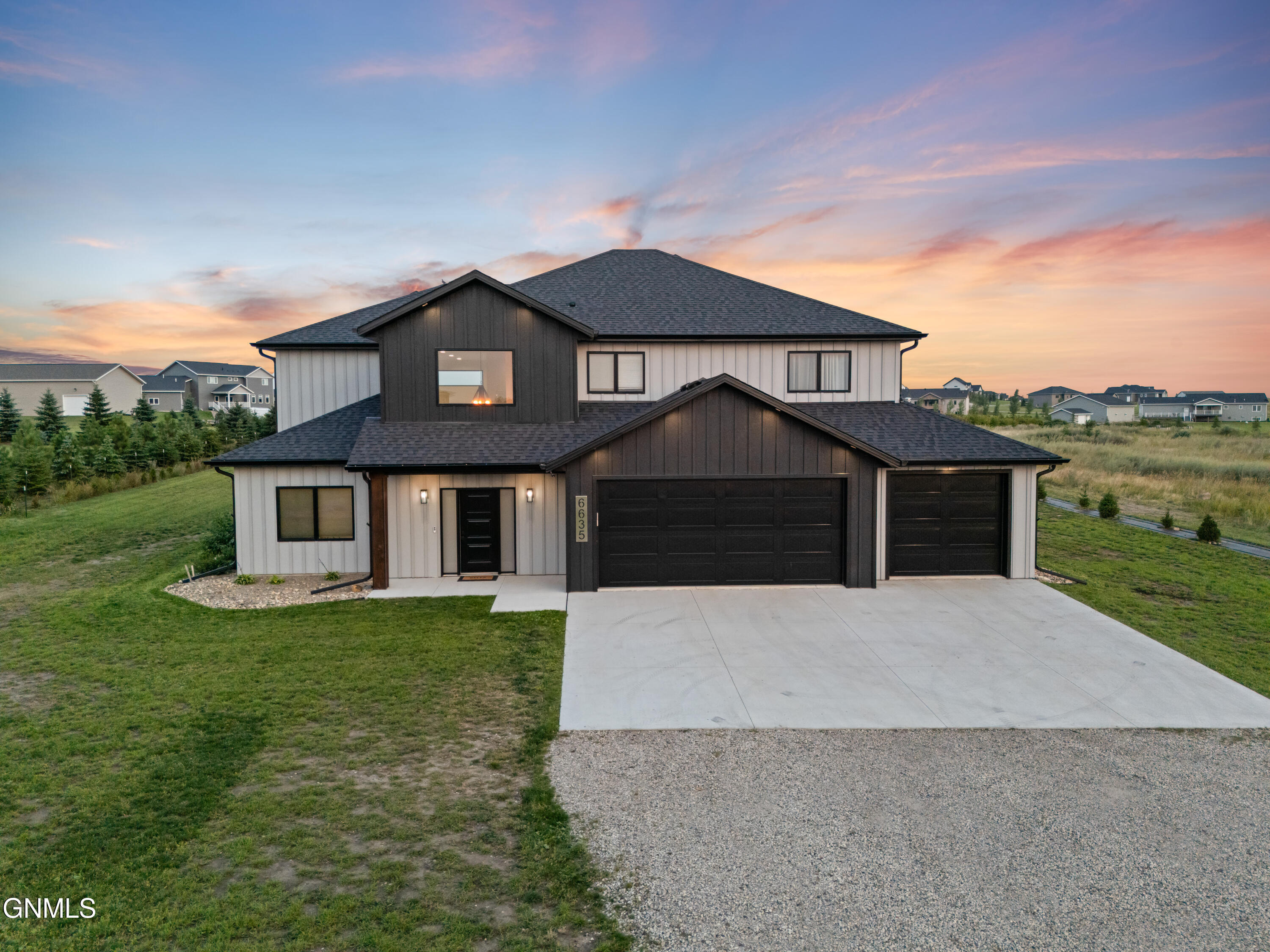 6635 Shoal Drive  Bismarck ND 58503 photo