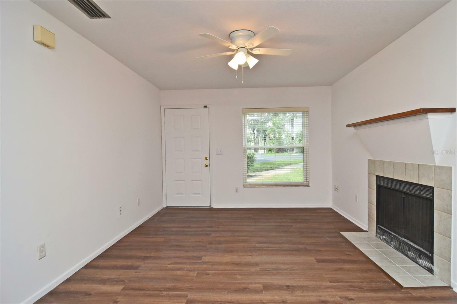 Property Photo:  603 Northlake Drive 603  FL 32773 