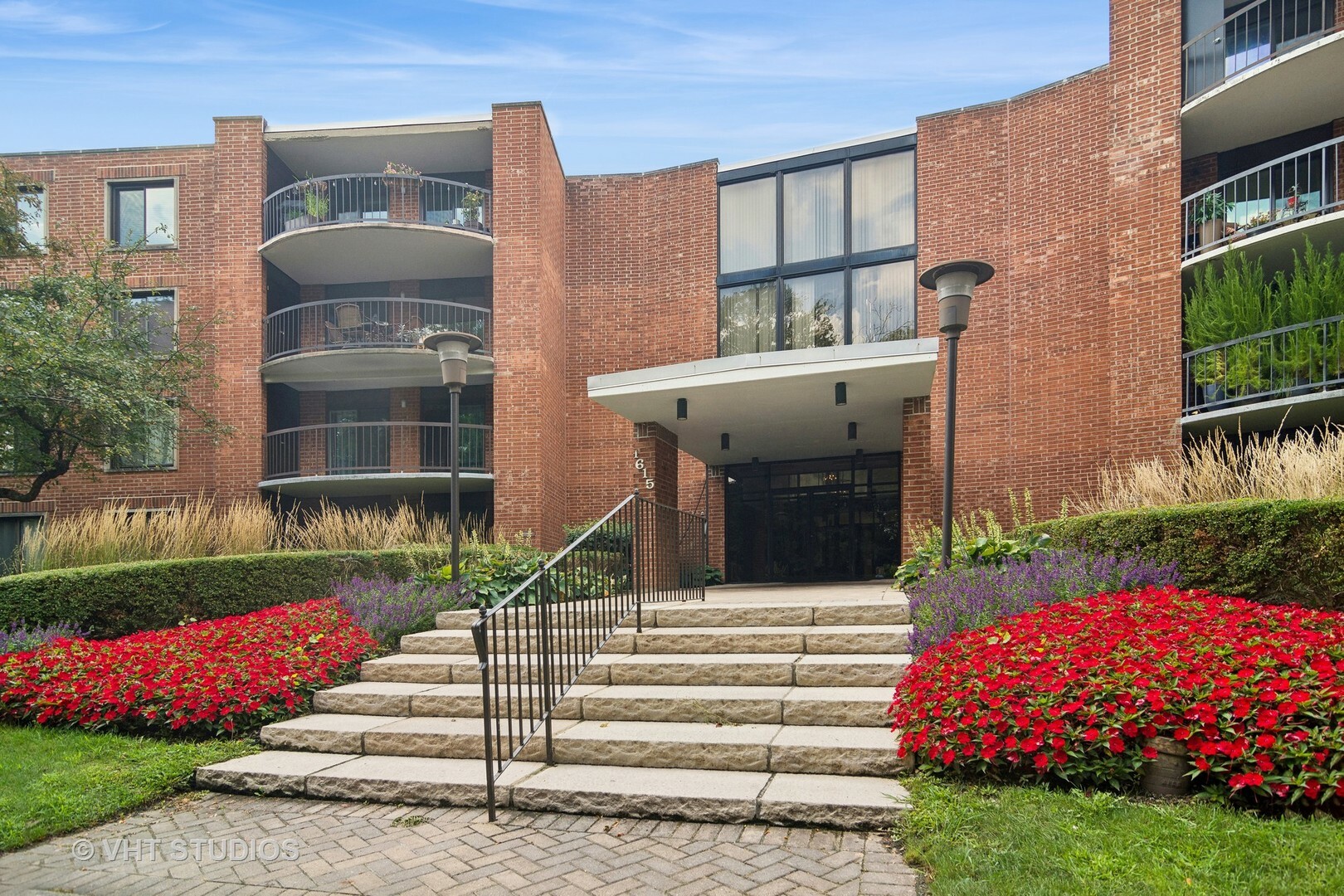 Property Photo: 1615 E Central Road 408A IL 60005