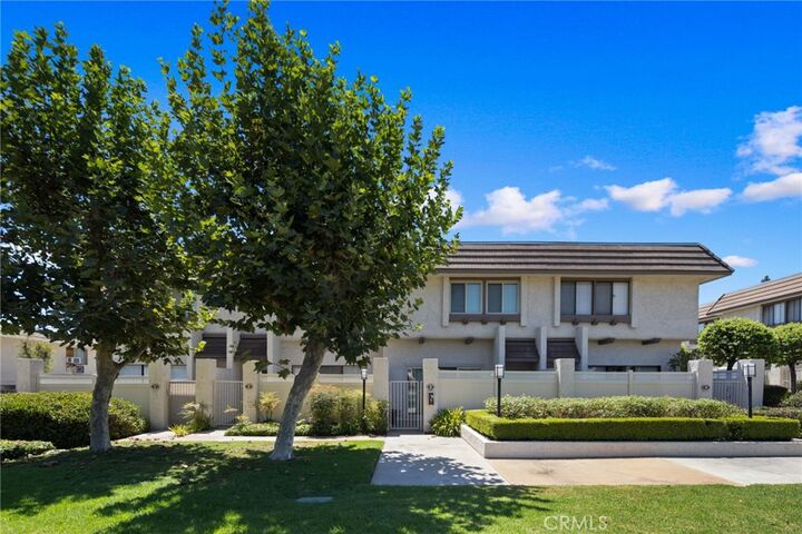 Property Photo:  848 W Huntington Drive 31  CA 91007 