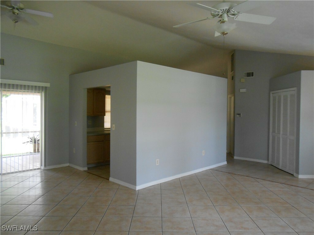 Property Photo:  560 Foxcreek Drive  FL 33974 