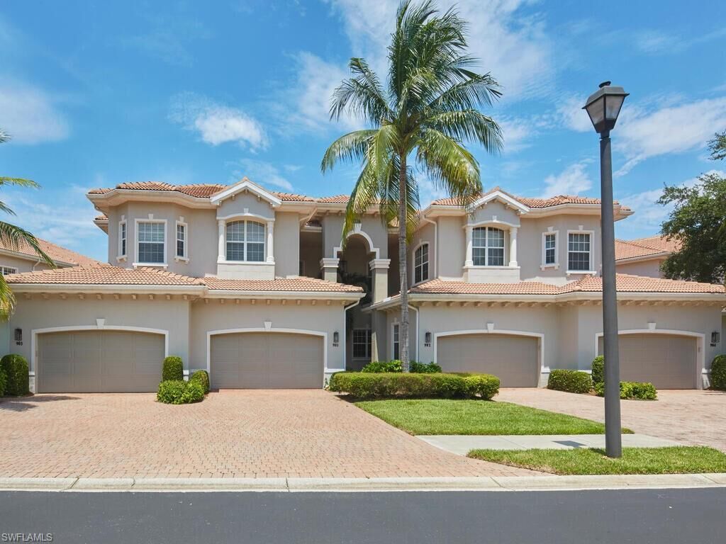 Property Photo:  7136 Lemuria Cir 901  FL 34109 