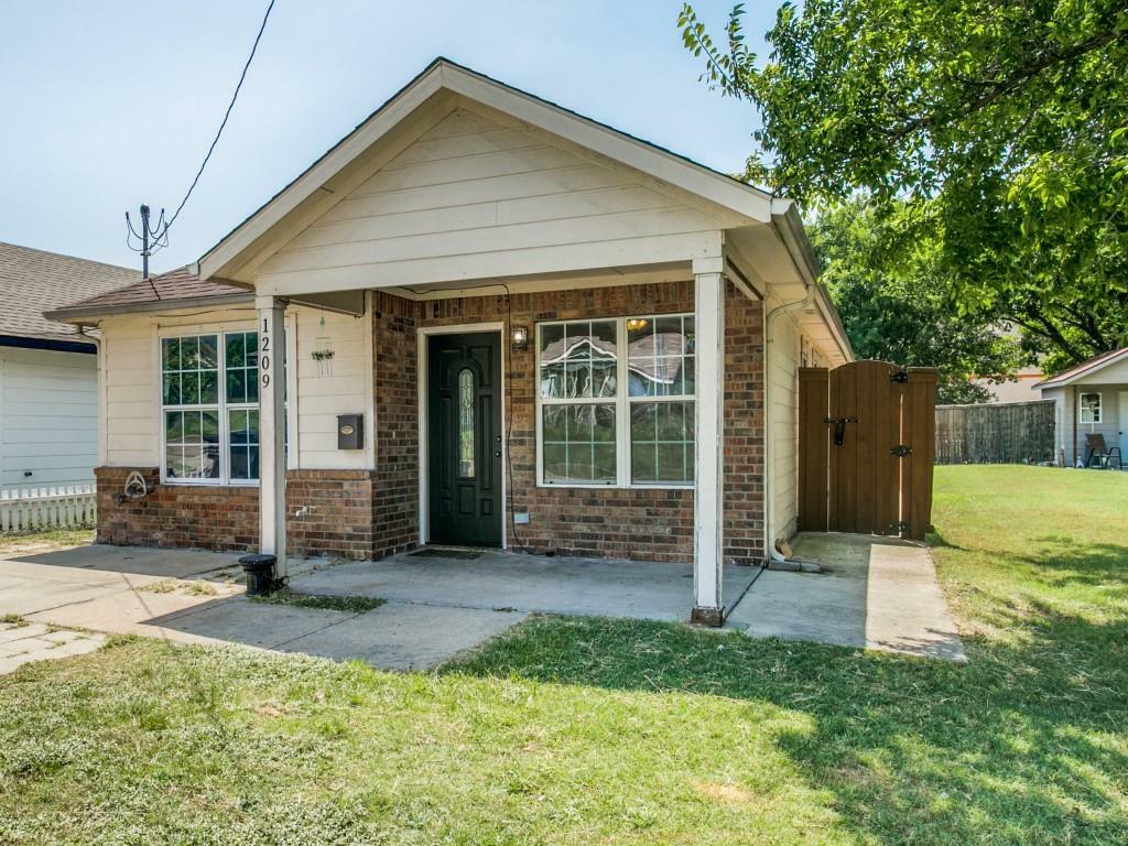 Property Photo:  1209 F Avenue  TX 75074 