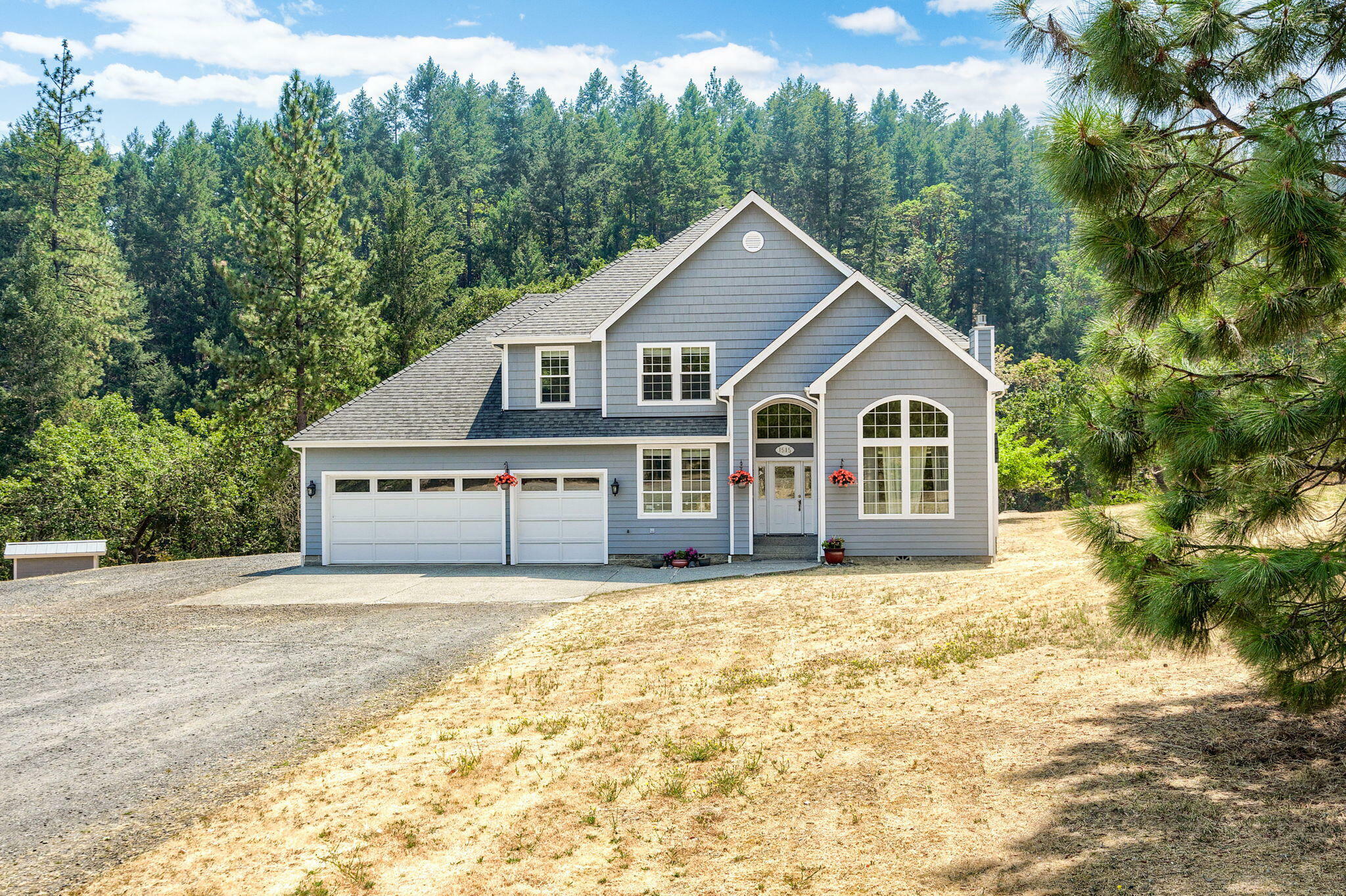 Property Photo:  1515 Wagon Trail Drive  OR 97530 