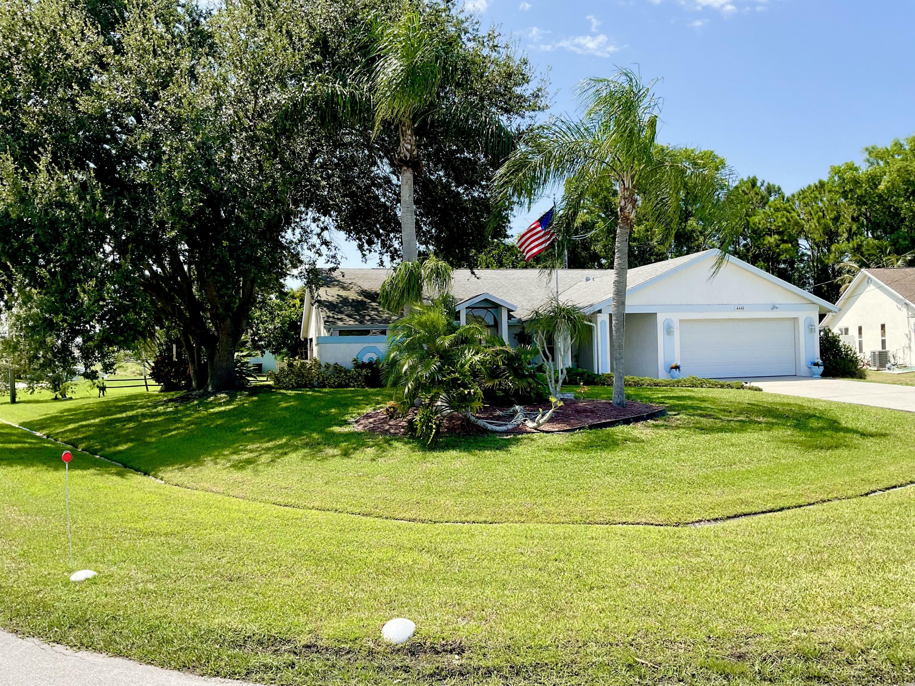 Property Photo:  4448 NW Hegar Place  FL 34983 