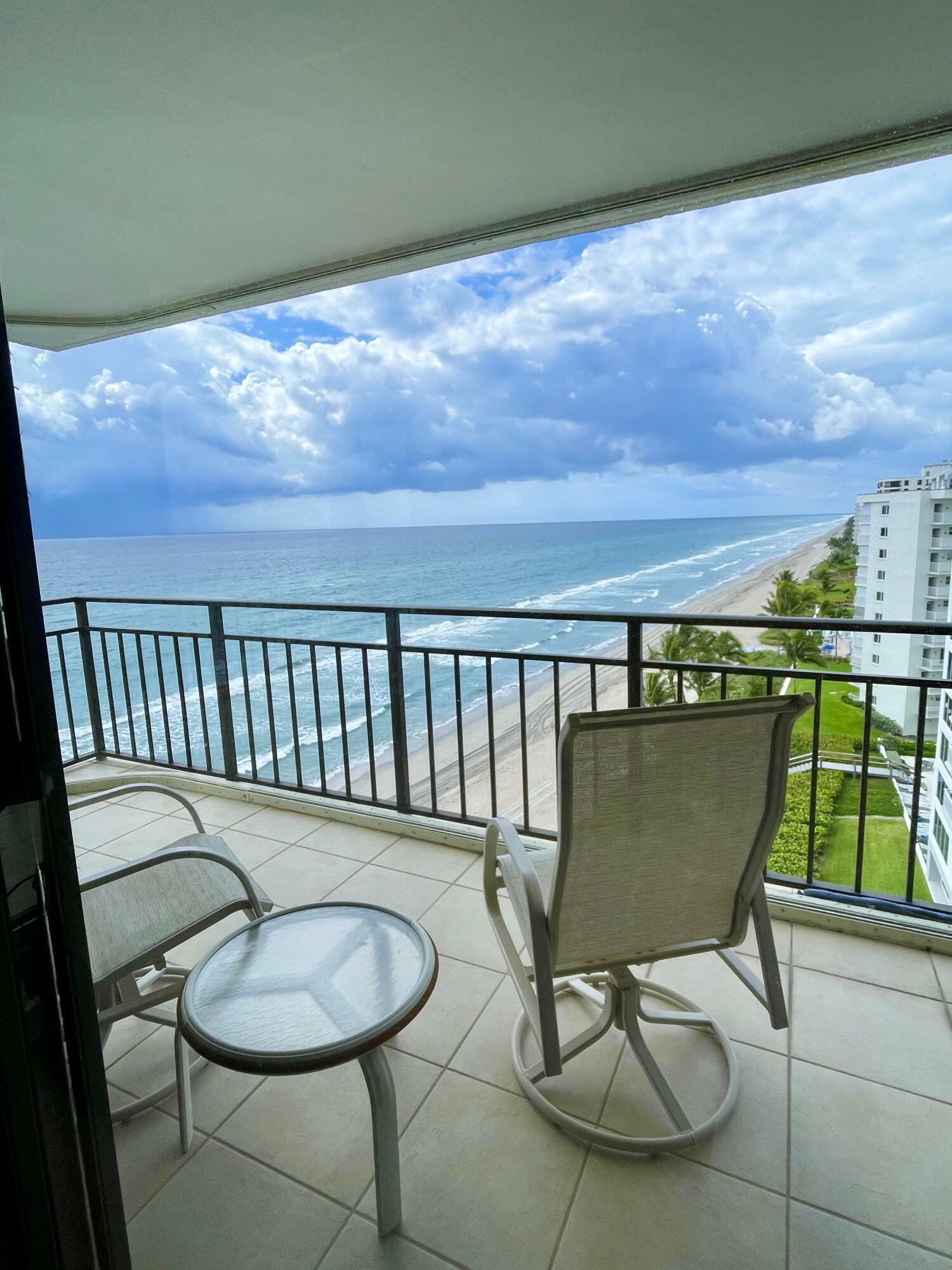 Property Photo:  3009 S Ocean Boulevard P-01  FL 33487 