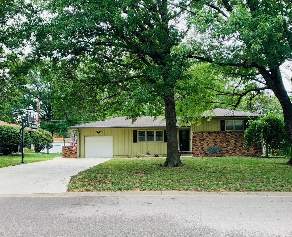 Property Photo:  1964 Belmont  KS 67042 