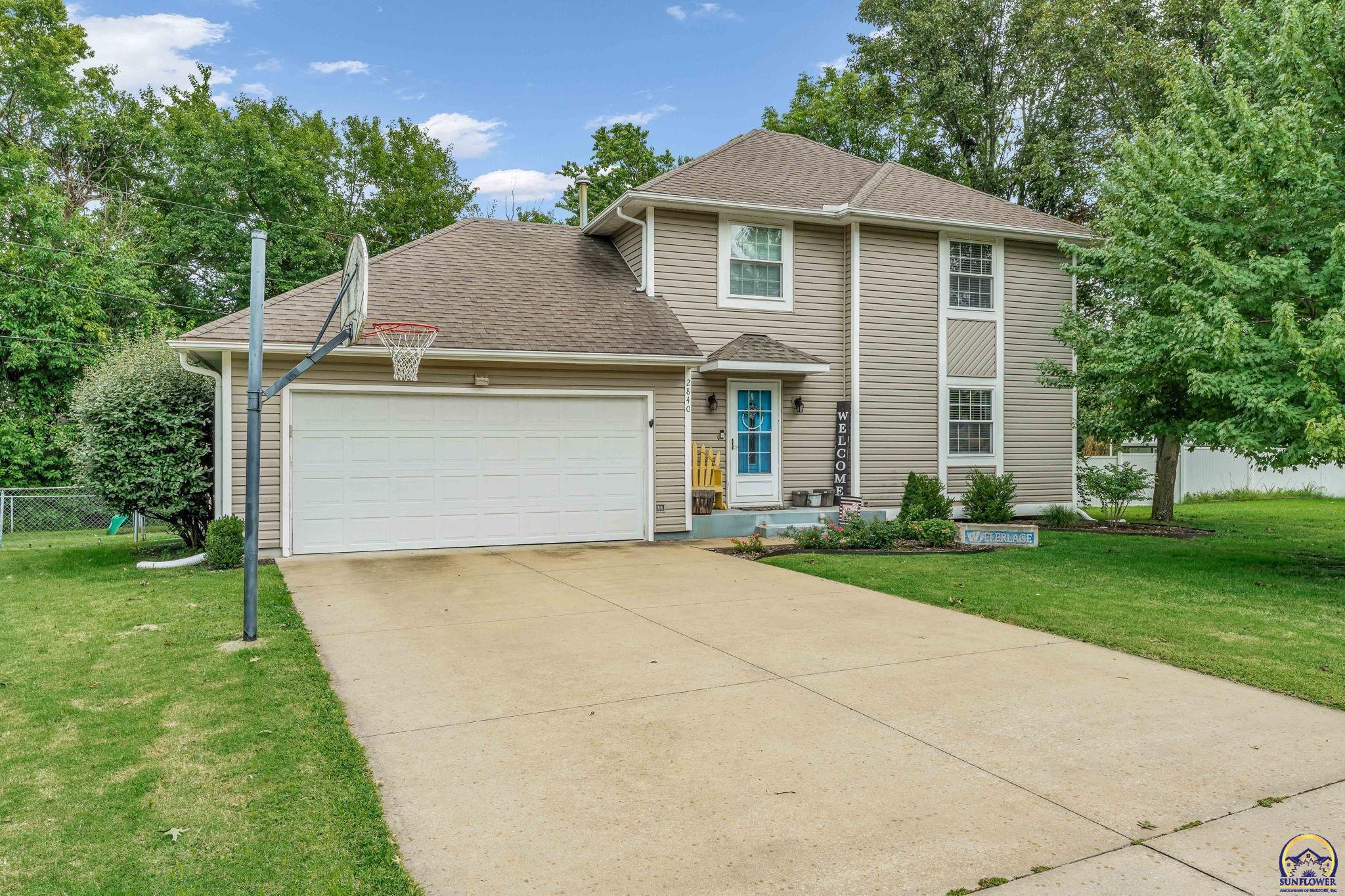 Property Photo: 2840 SW Engler Ct KS 66614