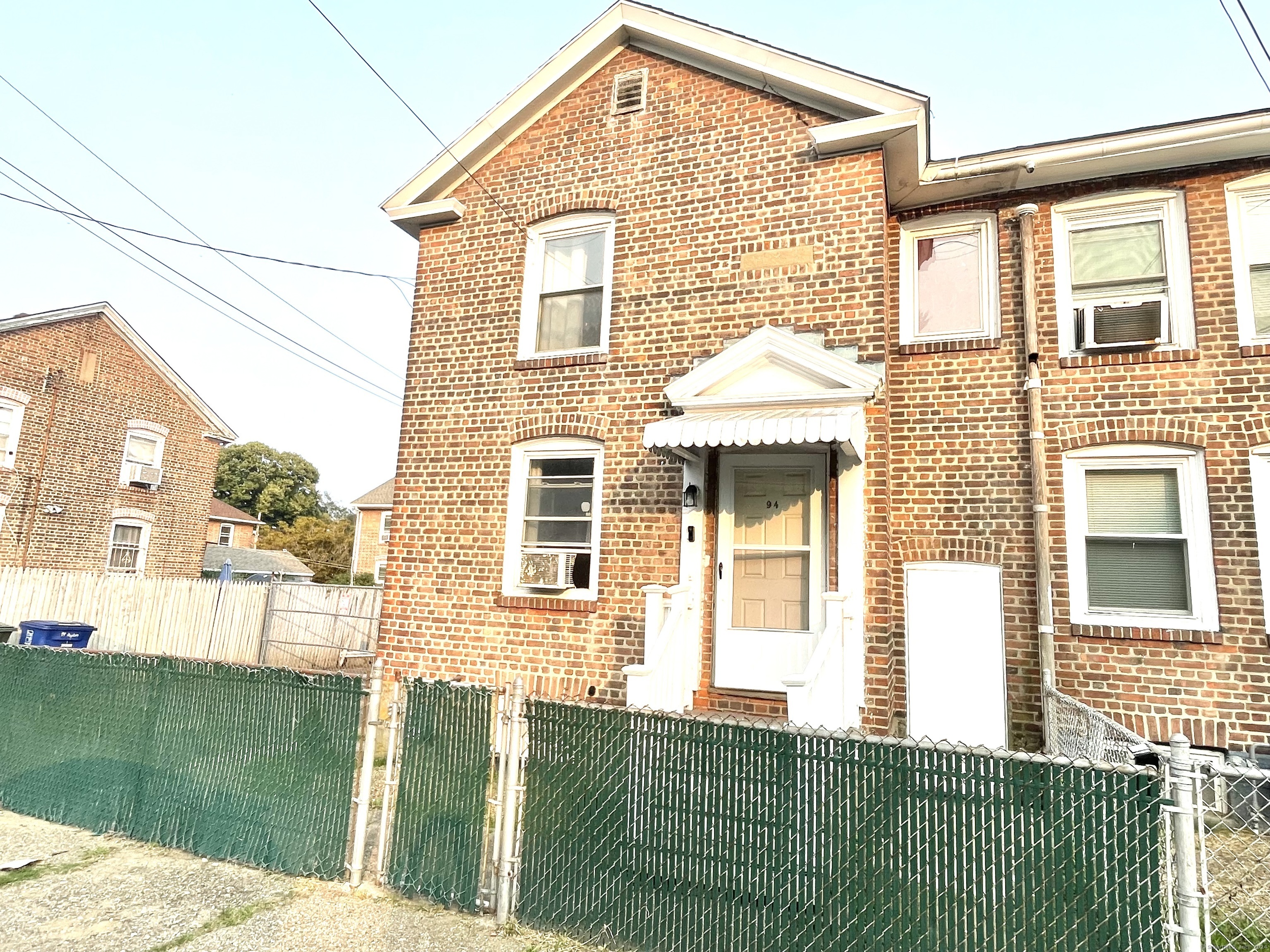 Property Photo:  94 Asylum Street  CT 06610 