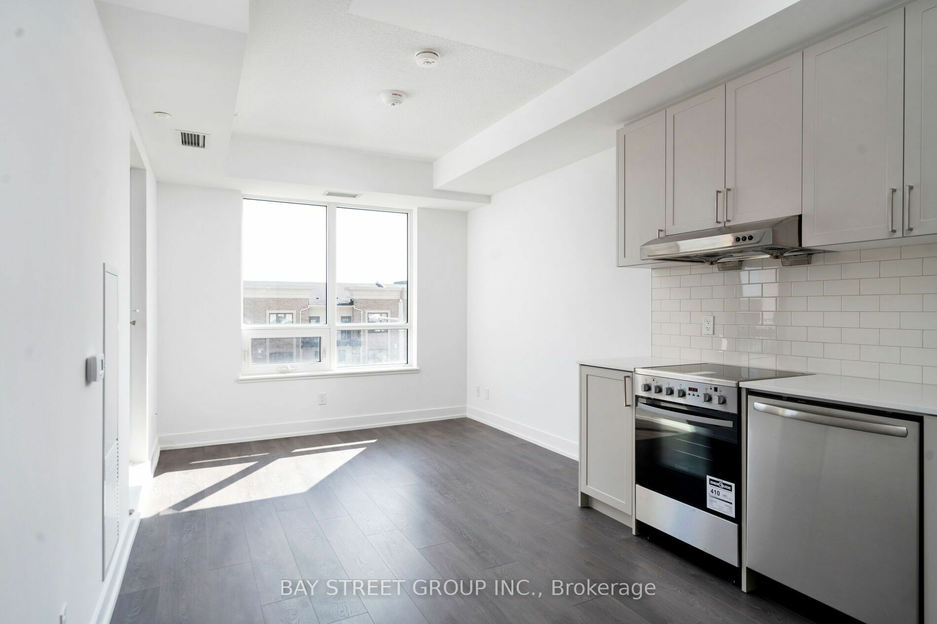 Property Photo:  278 Buchanan Dr 309E  ON L3R 6J1 