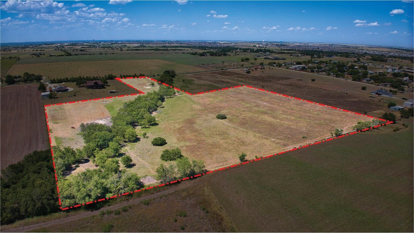 Property Photo: 1250 County Road 311 Road TX 76537