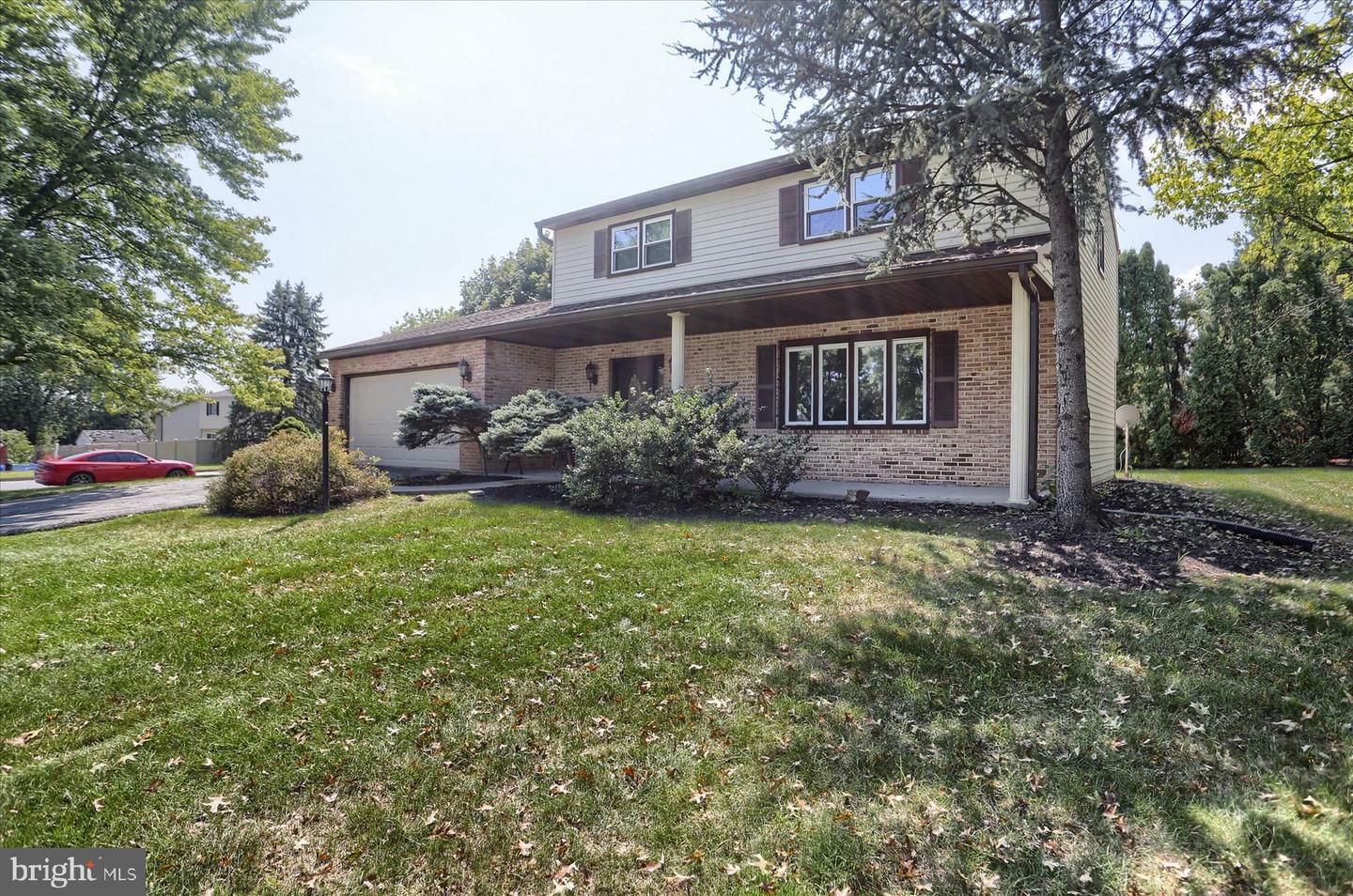 2001 Chevy Chase Drive  Harrisburg PA 17110 photo