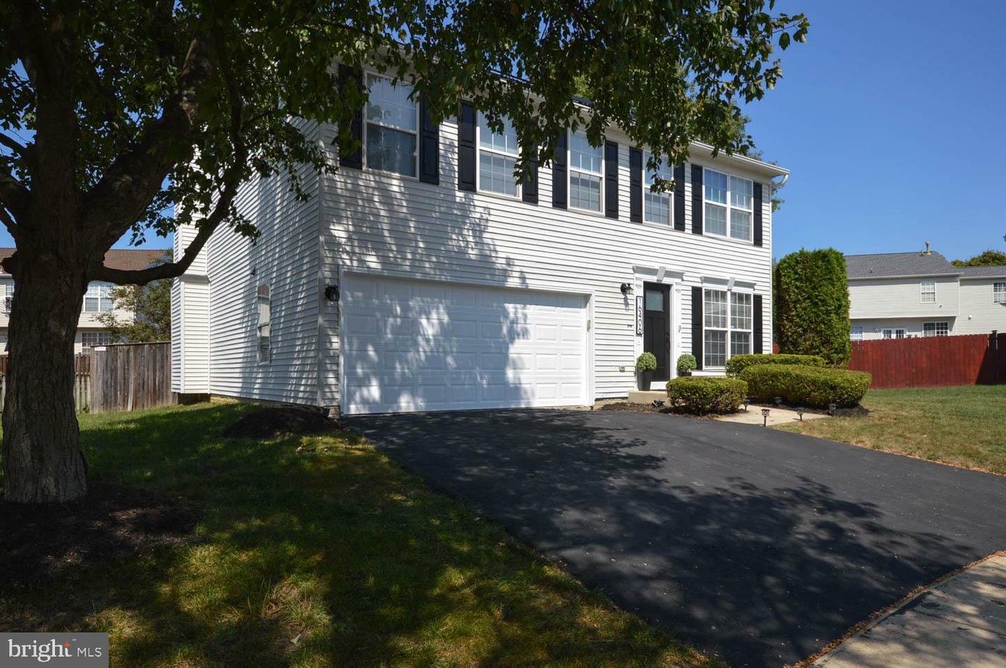 Property Photo:  16406 Edgepark Court  MD 20716 