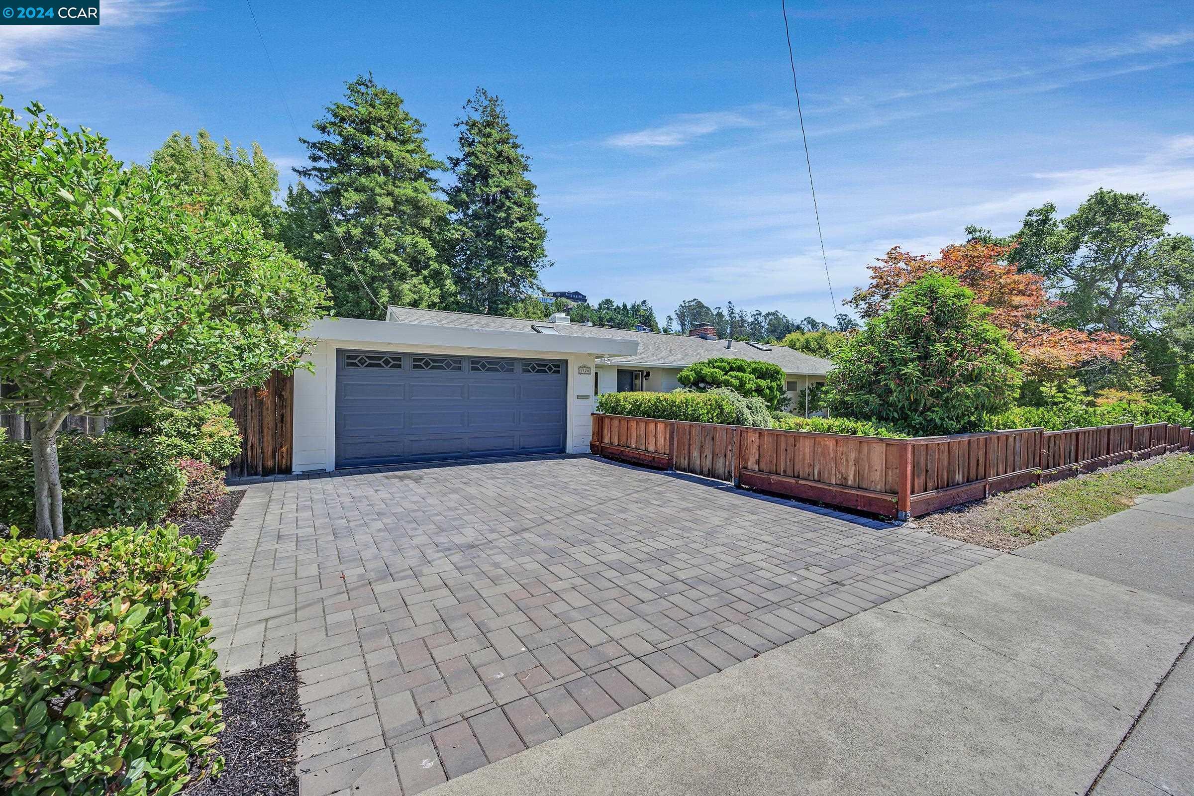 Property Photo:  1320 Arlington Blvd  CA 94530 