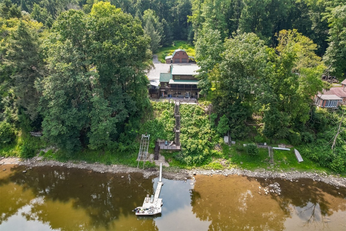 Property Photo: 1028 Riviera Road PA 16373