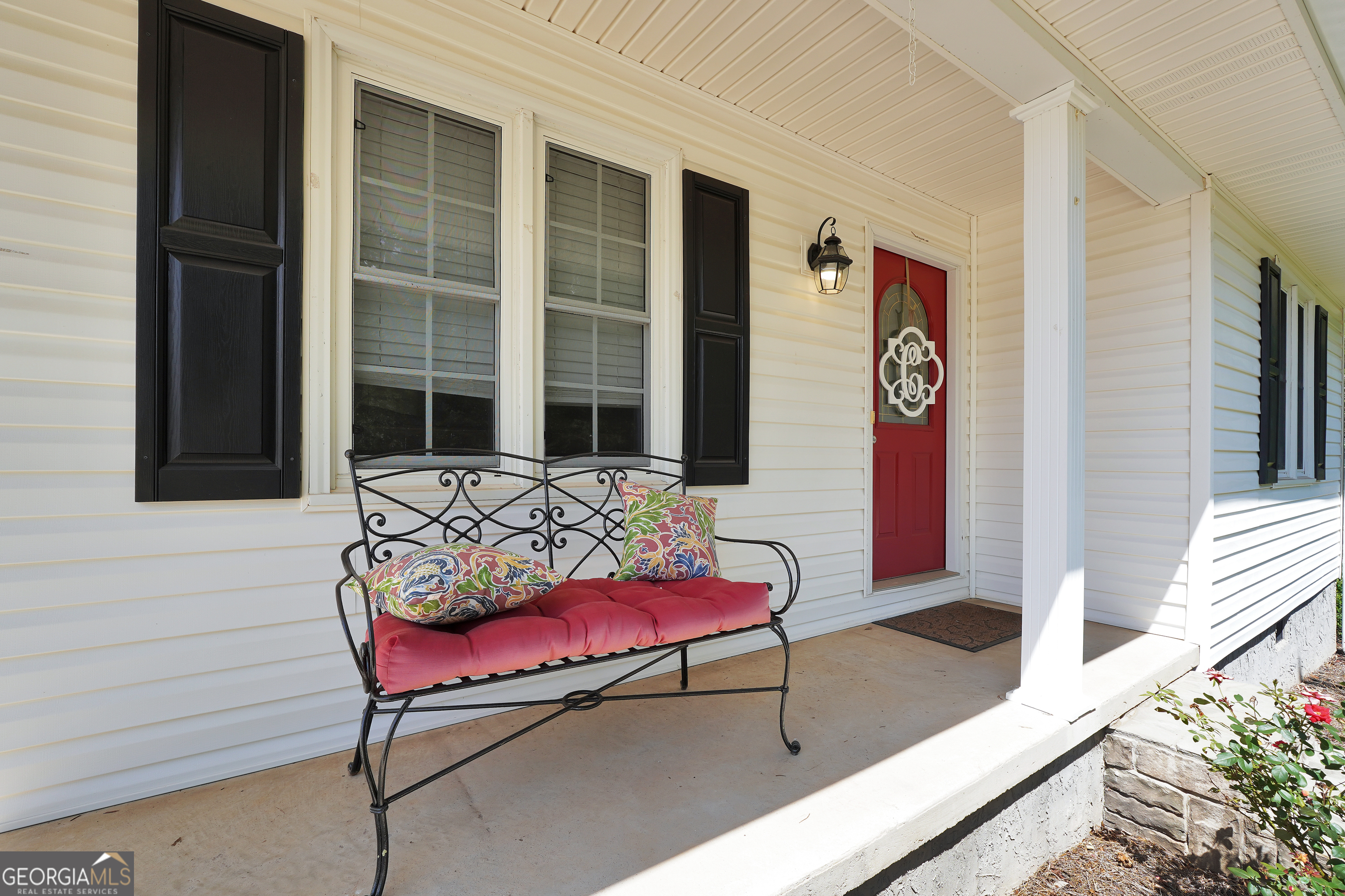 Property Photo:  286 Old Griffin Road  GA 30233 