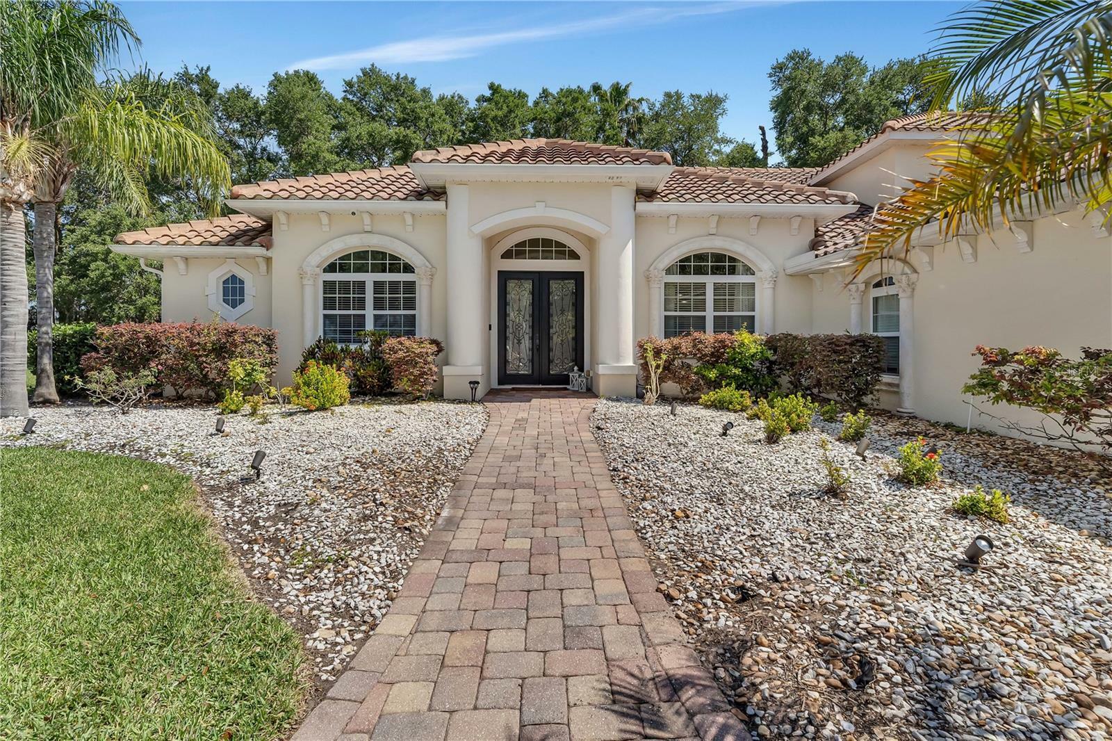 Property Photo:  16623 Royal Palm Drive  FL 34736 