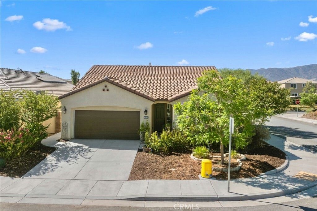 Property Photo:  29200 Glasgow  CA 92530 