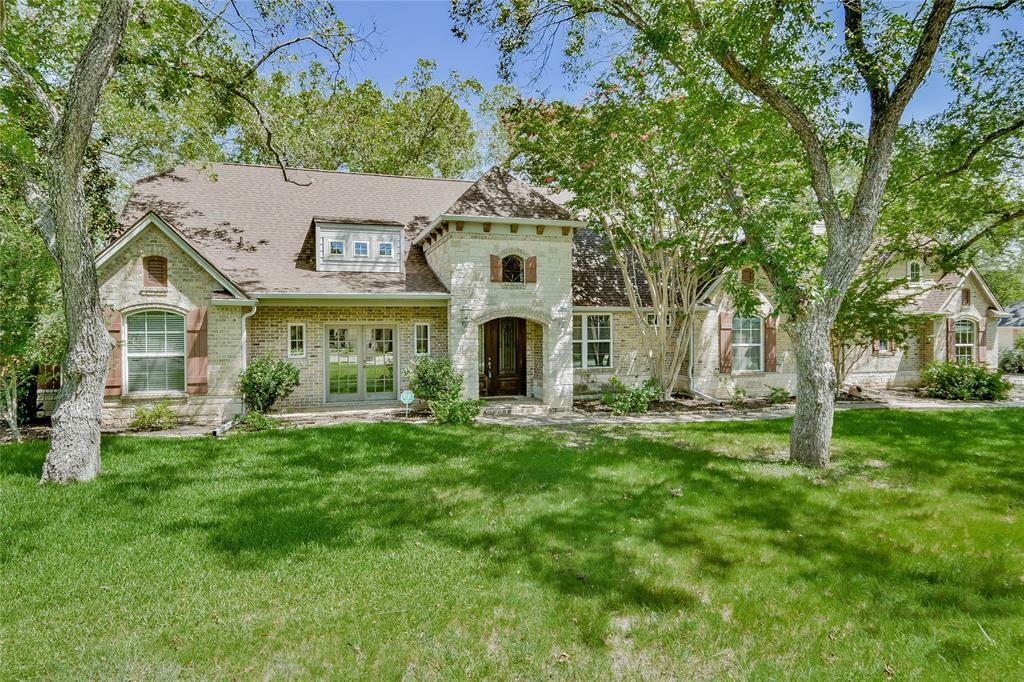 Property Photo:  10203 Ravenswood Road  TX 76049 