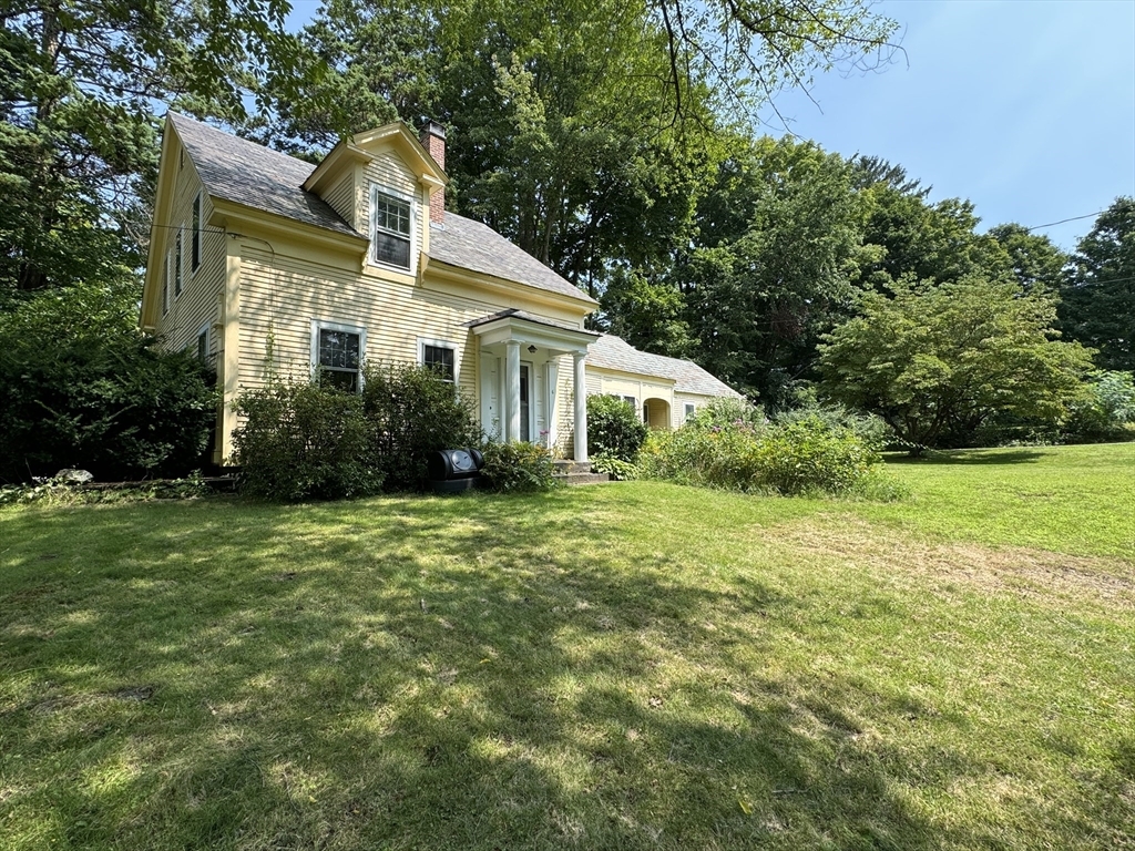 Property Photo:  6 Pine Street  MA 01360 