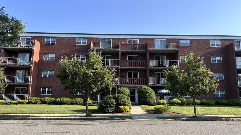 Property Photo: 50 Webster St 314 MA 02190
