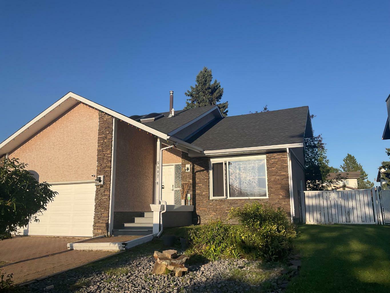 5807 59 Street  Rocky Mountain House AB T4T 1K1 photo