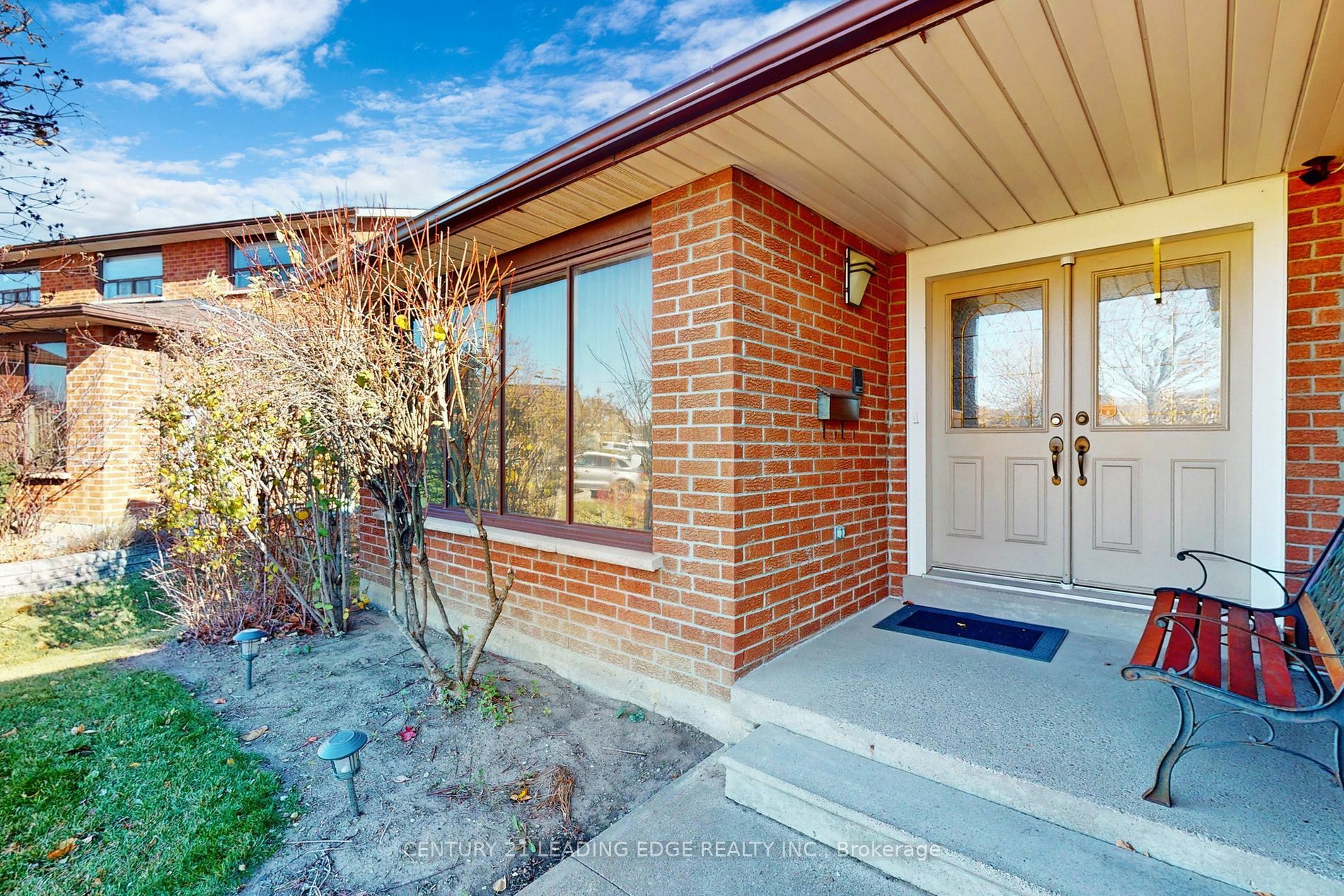 Property Photo:  4163 Rayfield Crt N  ON L4Z 1E6 