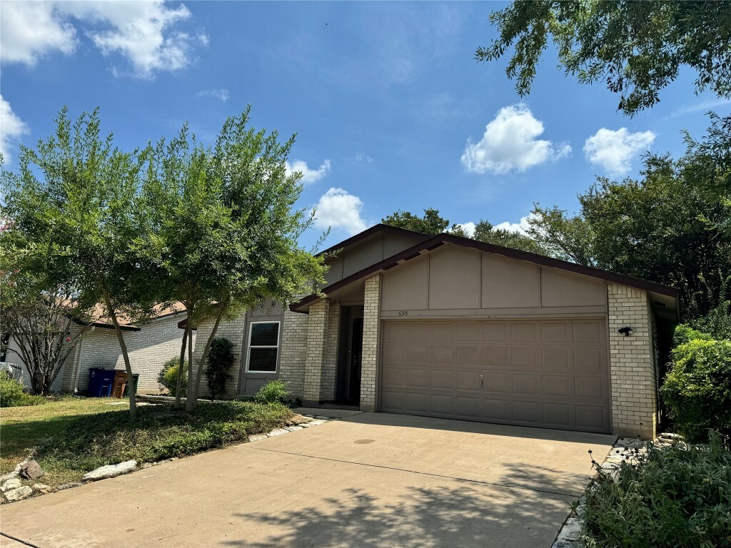 Property Photo:  6315 Woodhue Drive  TX 78745 