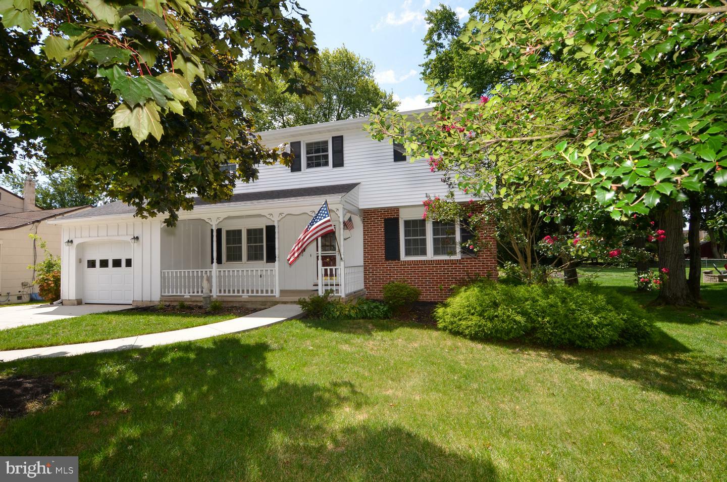 Property Photo:  15 Dewberry Drive  NJ 08610 