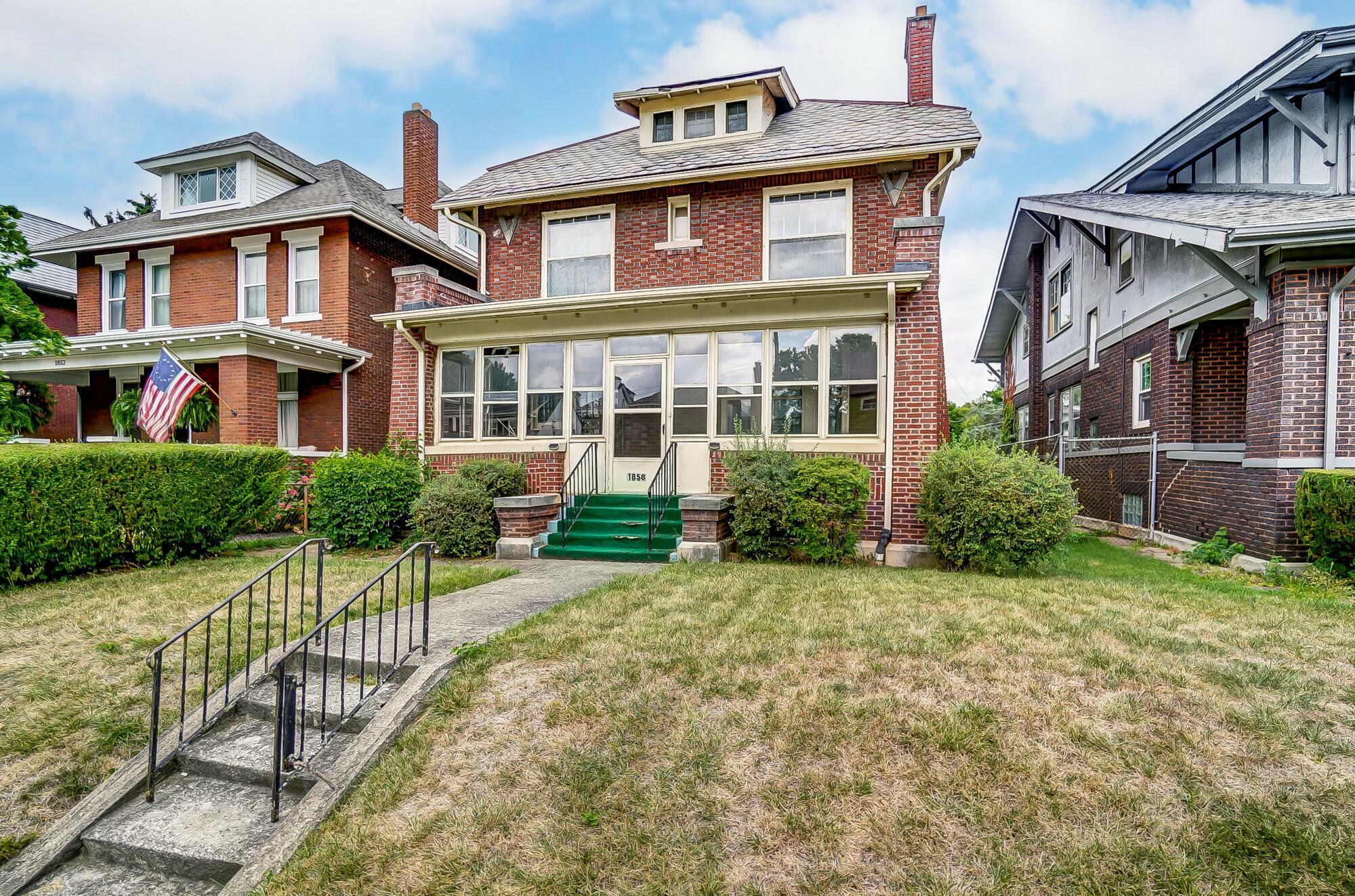 Property Photo:  1858 Franklin Avenue  OH 43205 