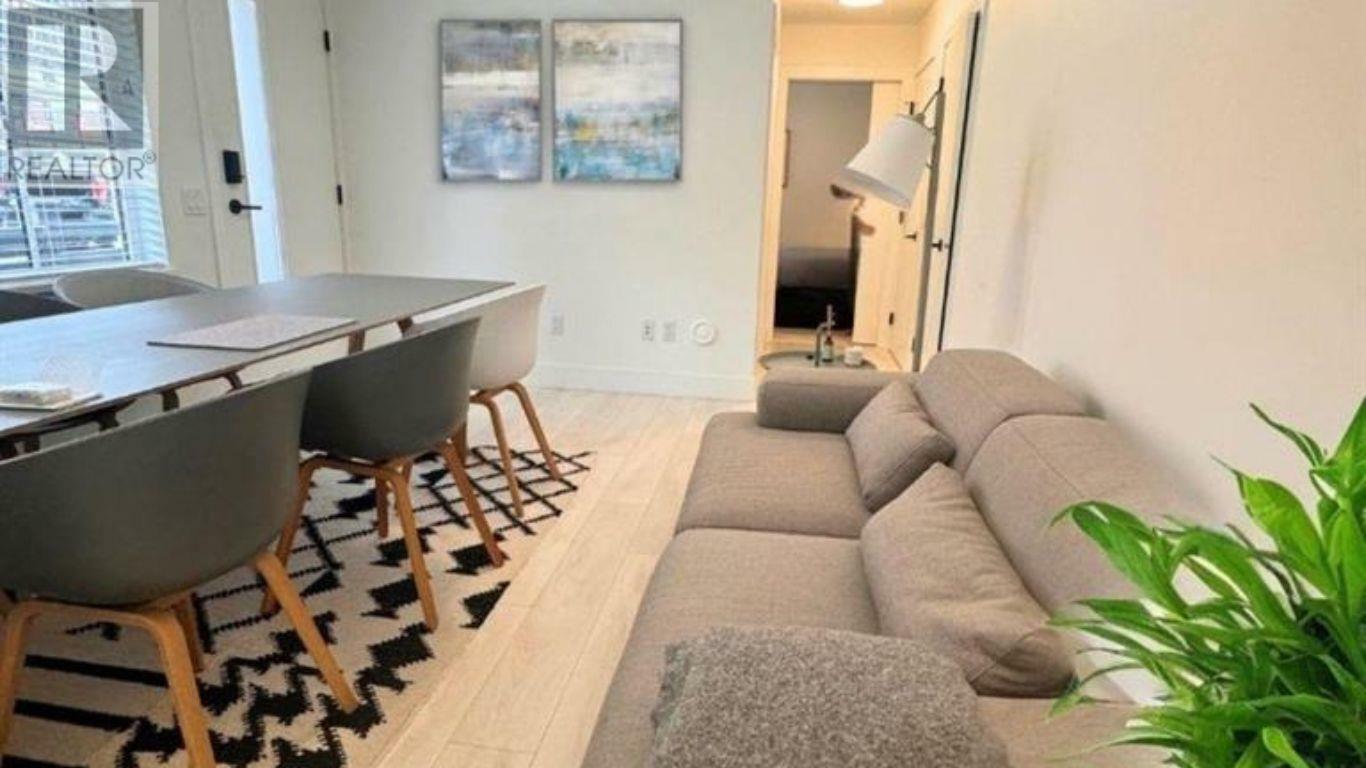 Property Photo:  1372 Marinaside Place  BC V8B 1A8 