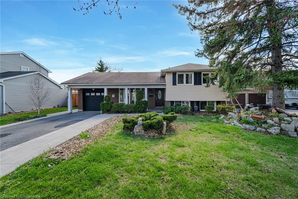 Property Photo: 1084 Pearson Drive ON L6H 2A8
