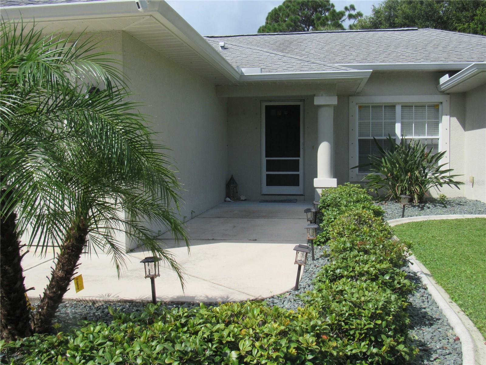 Property Photo:  3719 Albatros Lane  FL 34288 