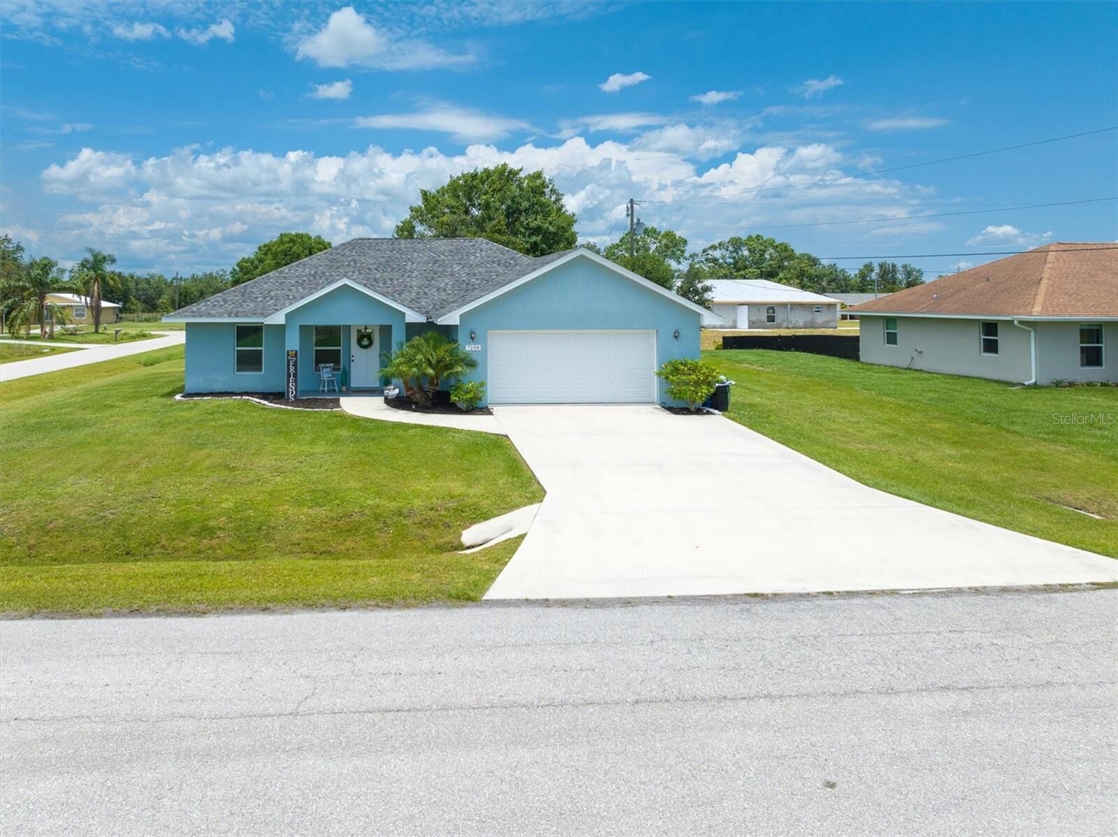 Property Photo:  7208 SW Bird Road  FL 34269 