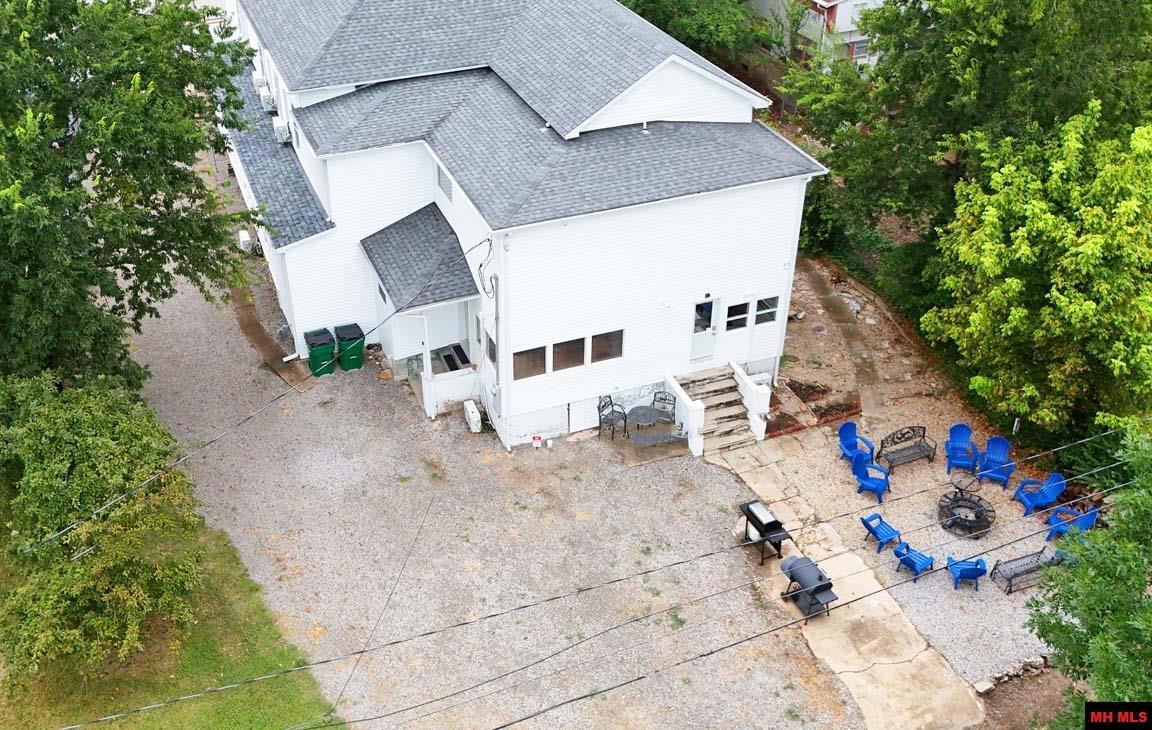 Property Photo:  110 McLean Avenue  AR 72626 