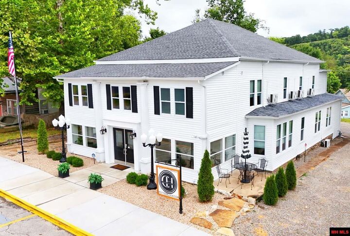 Property Photo:  110 McLean Avenue  AR 72626 