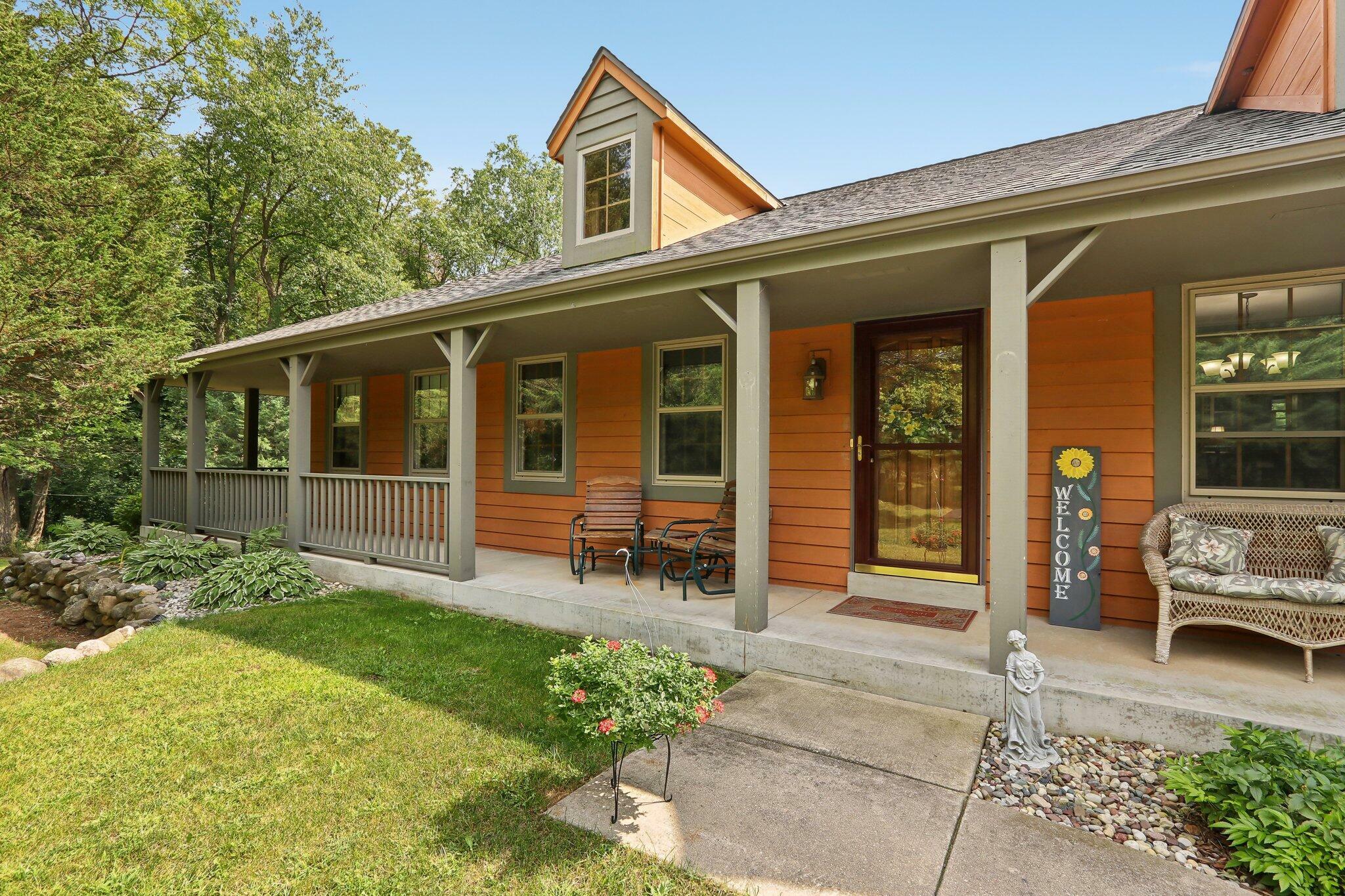 Property Photo:  109 E Bluff St  WI 53156 