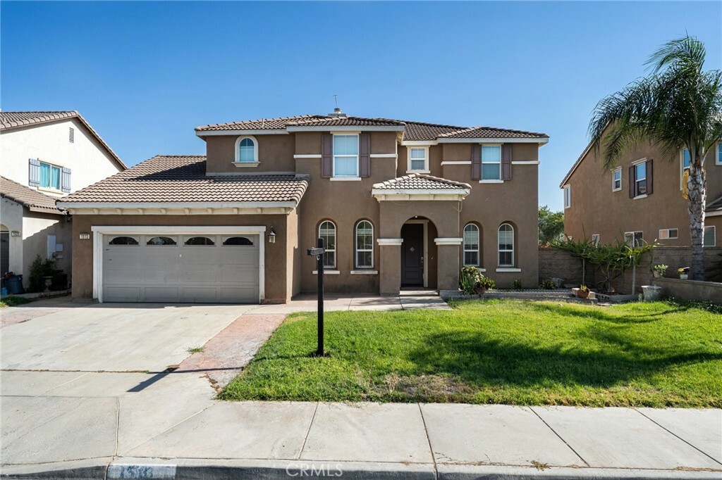 Property Photo:  1513 Sweet Bay Drive  CA 92571 