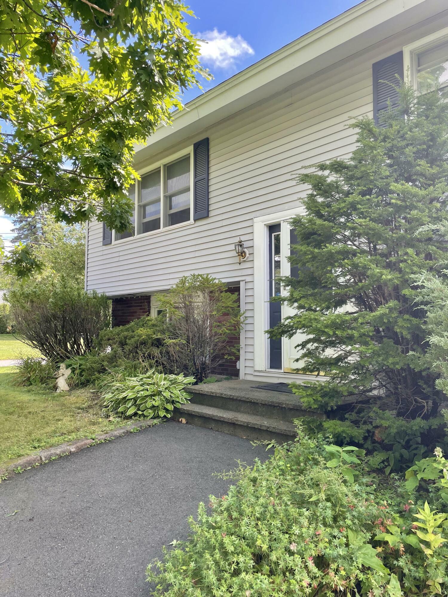 Property Photo:  6 Lorraine Avenue  ME 04412 