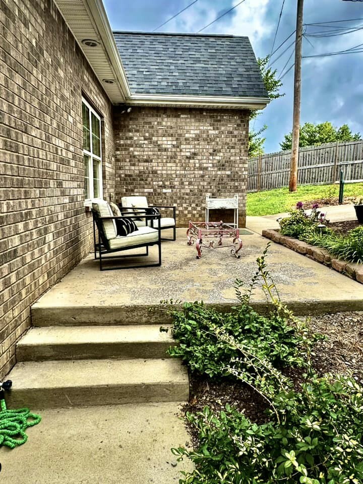 Property Photo:  1605 S Cannon Blvd E 201  TN 37160 