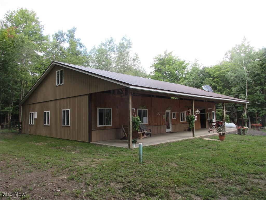 Property Photo: 4001 Mann Road OH 44003