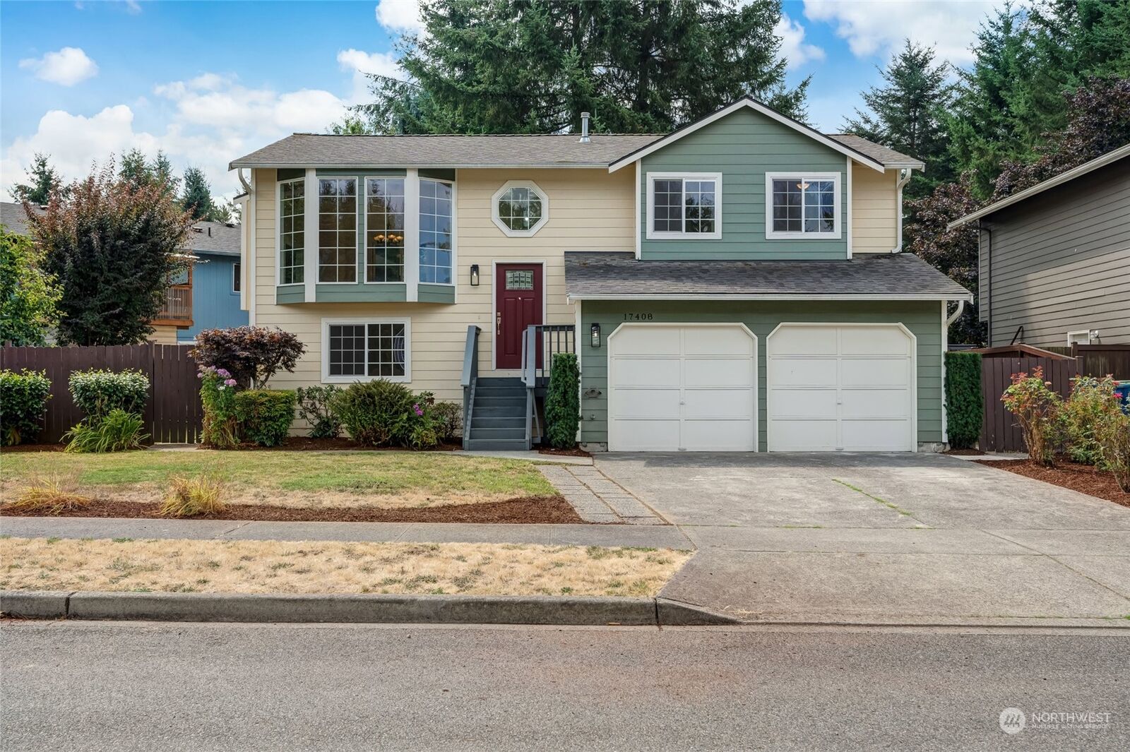 Property Photo:  17408  156th Street SE  WA 98272 